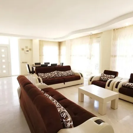 Ξενοδοχείο Impressive With Private Pool In Antalya 3*
